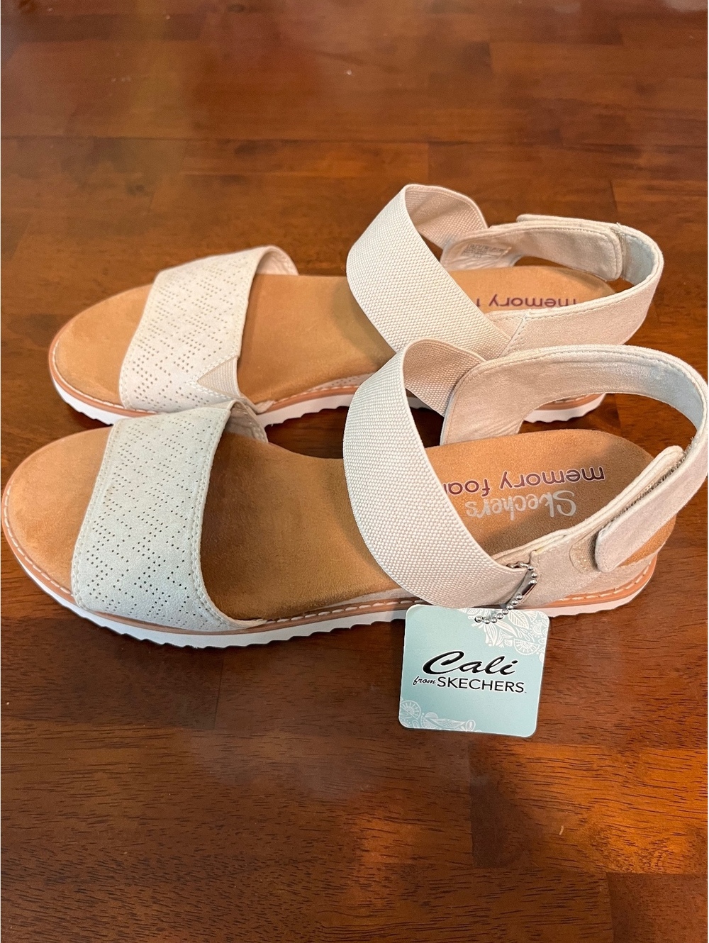 Skechers Cali Women's Memory Foam Beige Sandals Size 10
